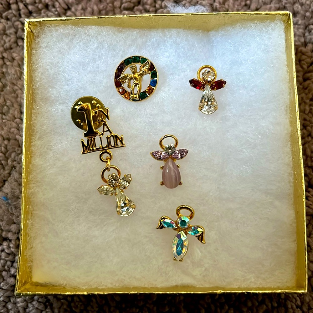 Angels pins